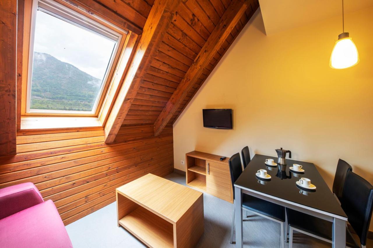 Apartaments Trainera Esterri d'Àneu Esterno foto
